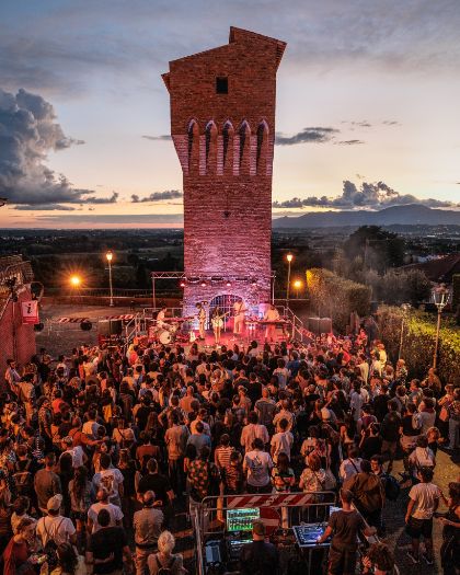 MUSICASTRADA REGISTRA IL TUTTO ESAURITO A MONTOPOLI